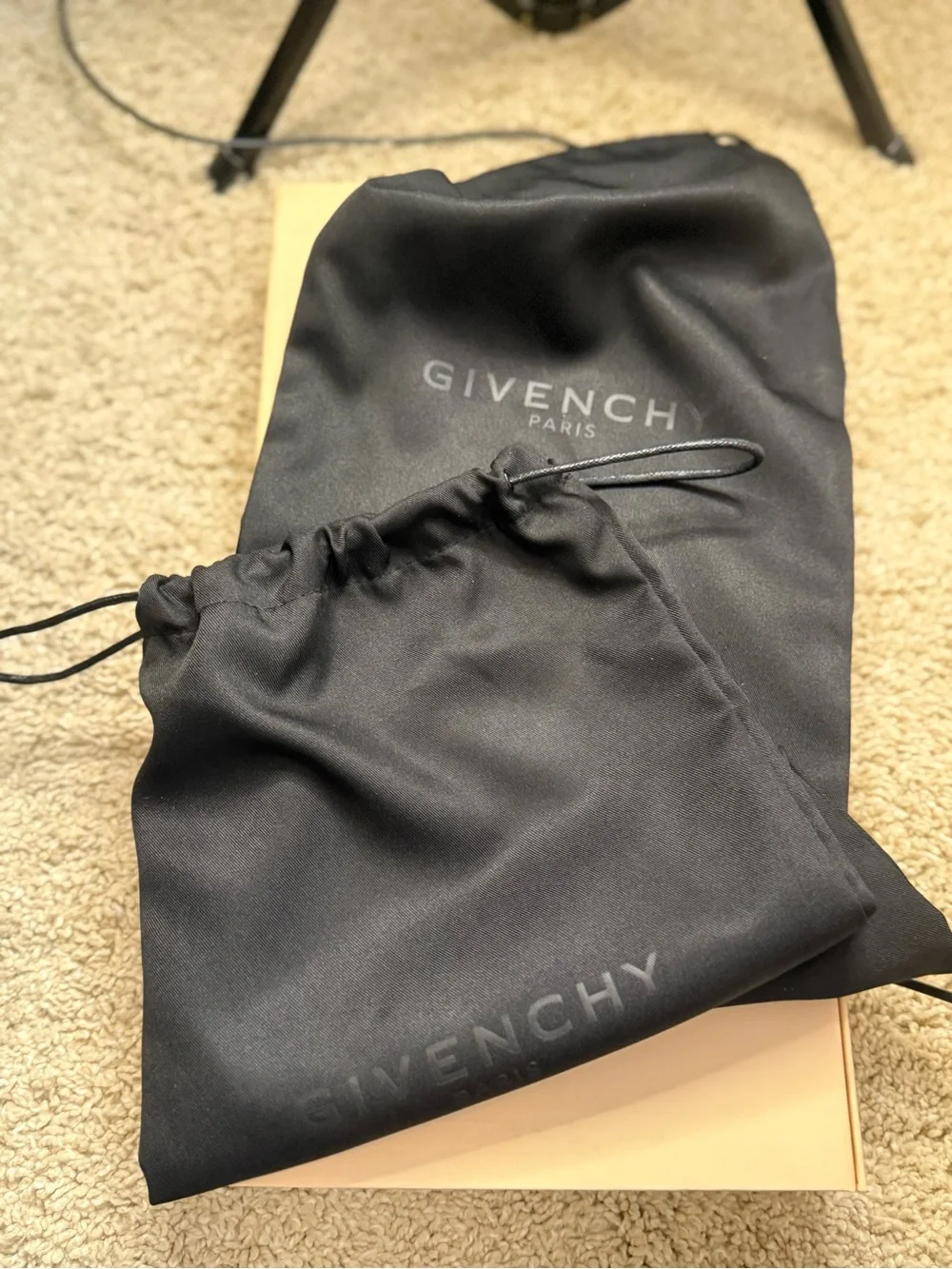 2 Givenchy Black Logo Cord Close Beauty Bags Matching